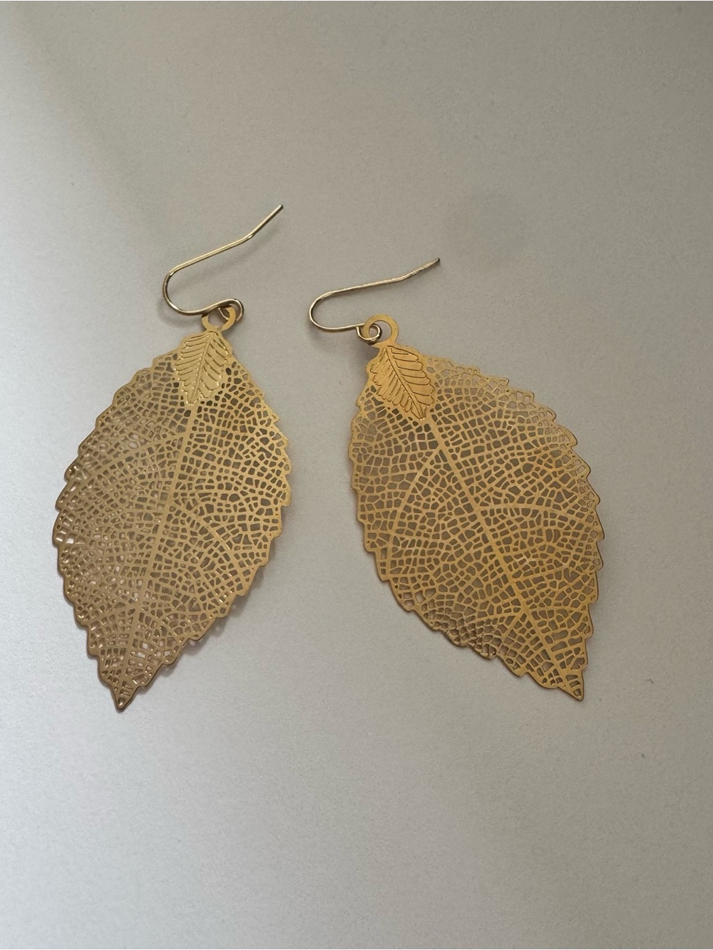 Gold Tone Filigree Leaf Dangle Earrings|Lightweight Nature-Inspired Boho Jewelry